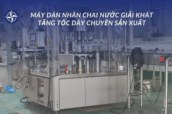 Máy dán nhãn chai nước giải khát tăng tốc dây chuyền sản xuất